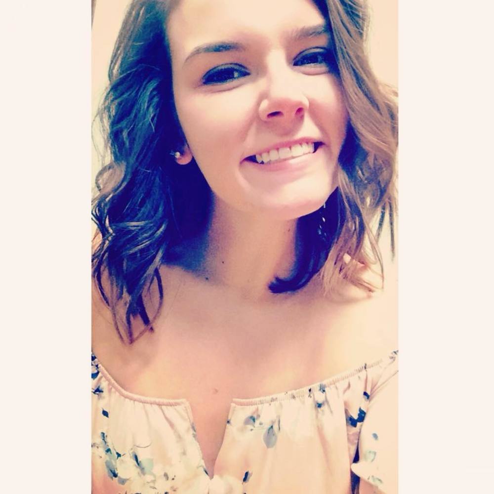 Meet your Posher, Olivia